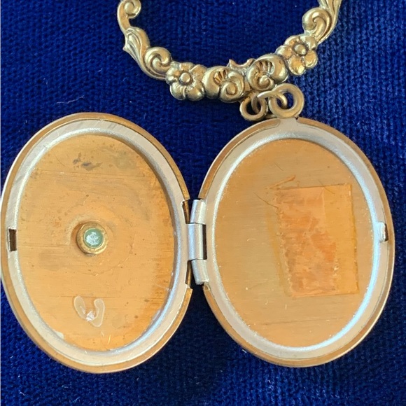 Antique Hand Painted Porcelain Hanging Locket Pin - Picture 4 of 5